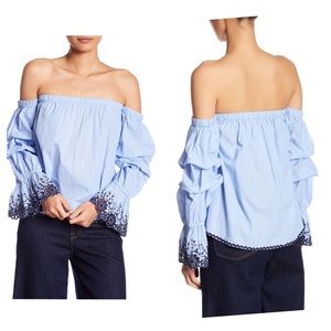 Romeo & Juliet couture offshoulder embroidered top